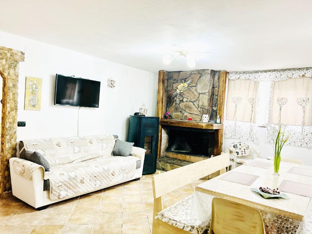Maria Antonietta House Villa Porto Torres Buitenkant foto