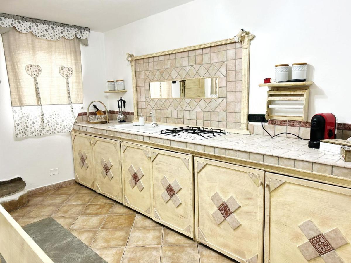 Maria Antonietta House Villa Porto Torres Buitenkant foto