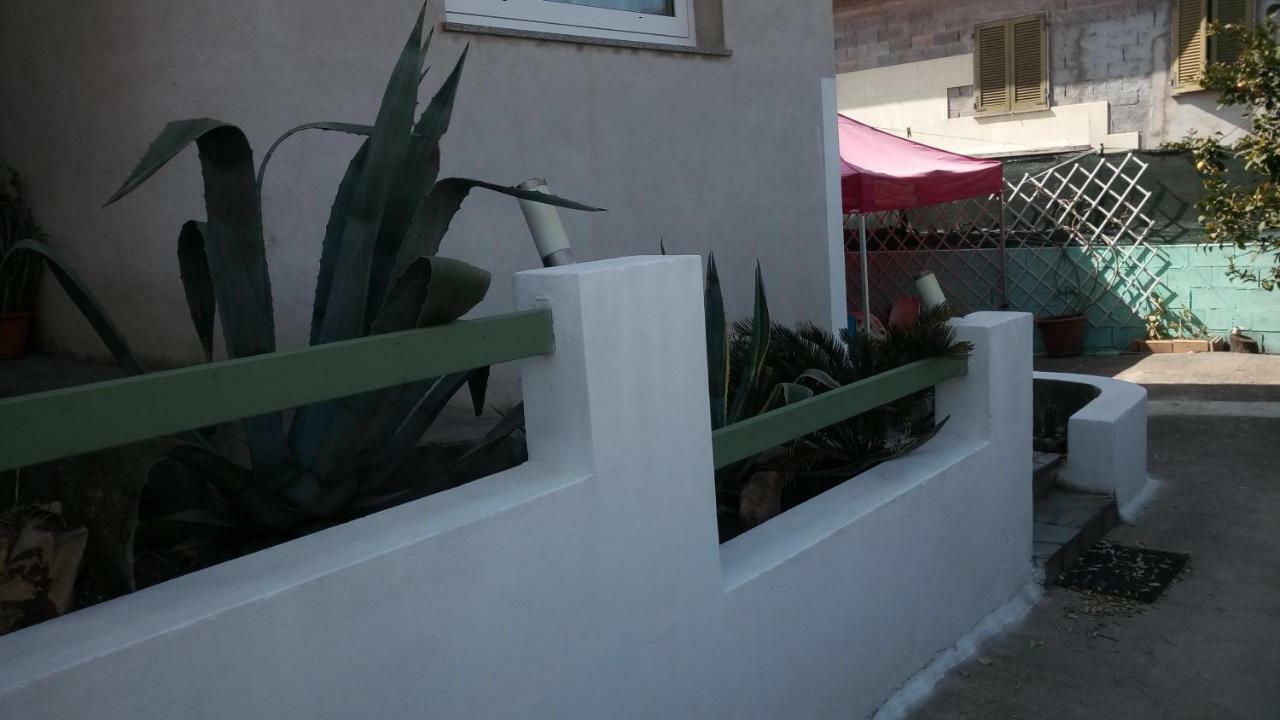 Maria Antonietta House Villa Porto Torres Buitenkant foto